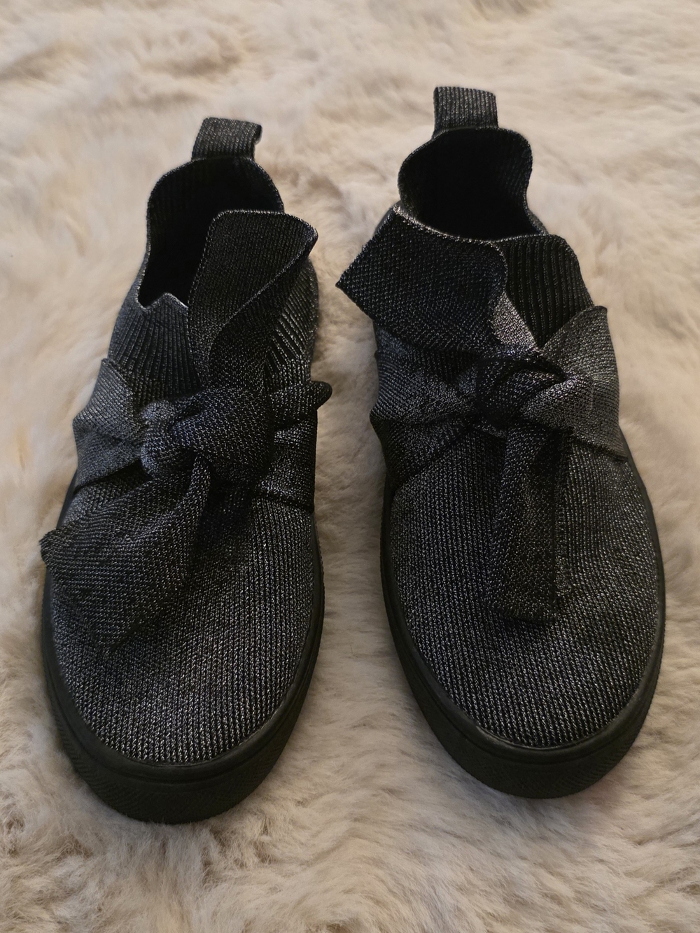 bernie mev. Women's Metallic Black Knit Slip-On Sneakers with Bow